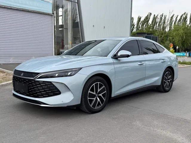 BYD Qin L — Фото автомобиля 3