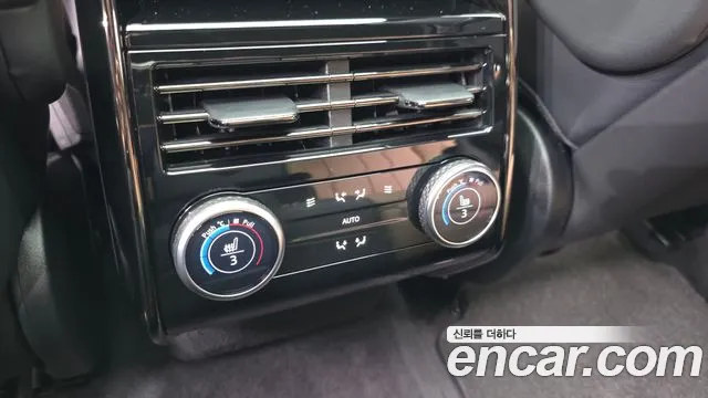 Land Rover Range Rover Sport — Фото автомобиля 17