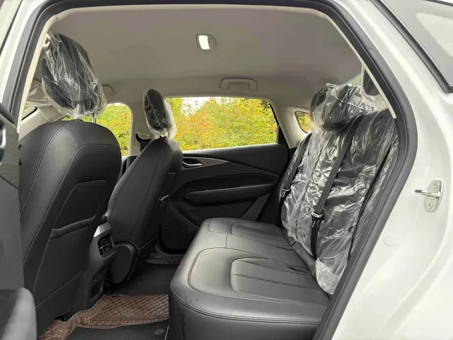 Wuling Starlight — Фото автомобиля 10