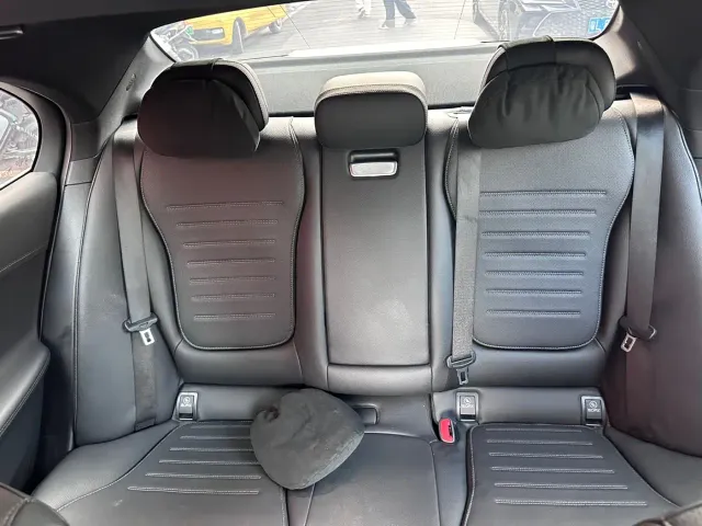 Mercedes-Benz C-Class — Фото автомобиля 25