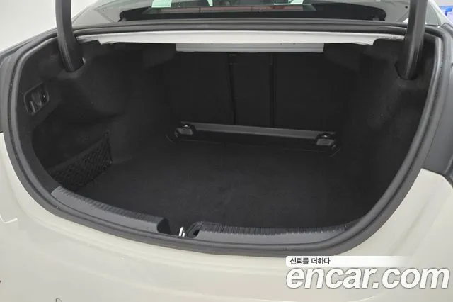 Mercedes-Benz C-Class W206 — Фото автомобиля 11