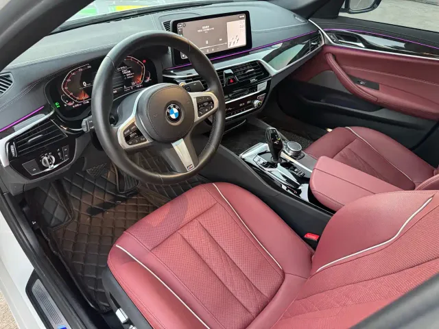 BMW 5 Series — Фото автомобиля 4
