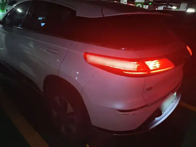 Xpeng G3 — Фото автомобиля 4