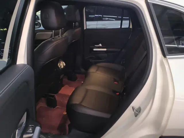 Mercedes-Benz GLA-Class — Фото автомобиля 16
