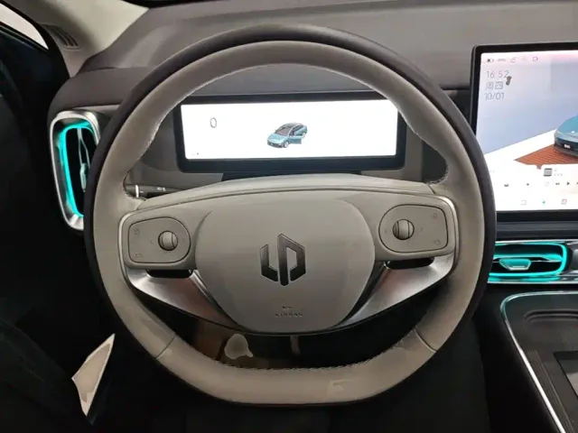 Leapmotor B01 — Фото автомобиля 6