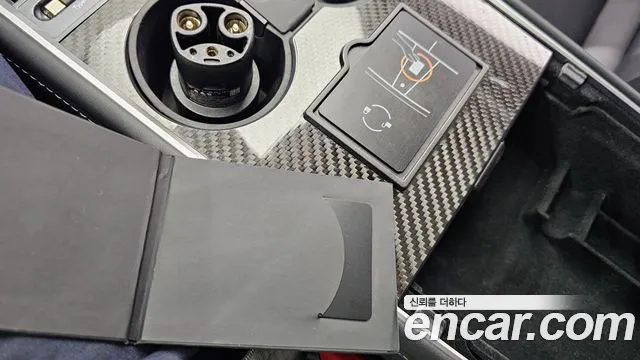 Tesla Model 3 — Фото автомобиля 28