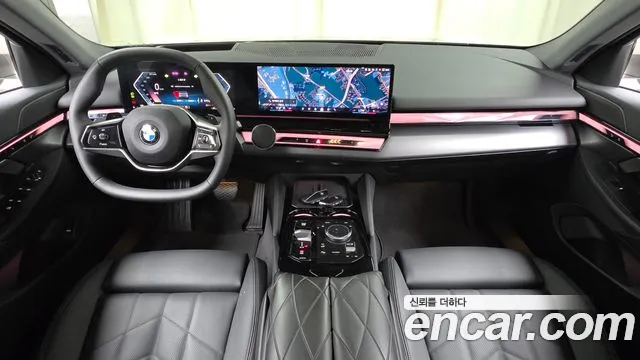 BMW 5-Series — Фото автомобиля 7