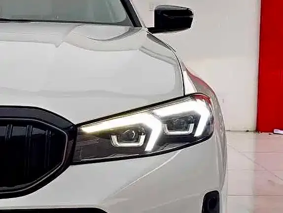 BMW 3 Series — Фото автомобиля 8