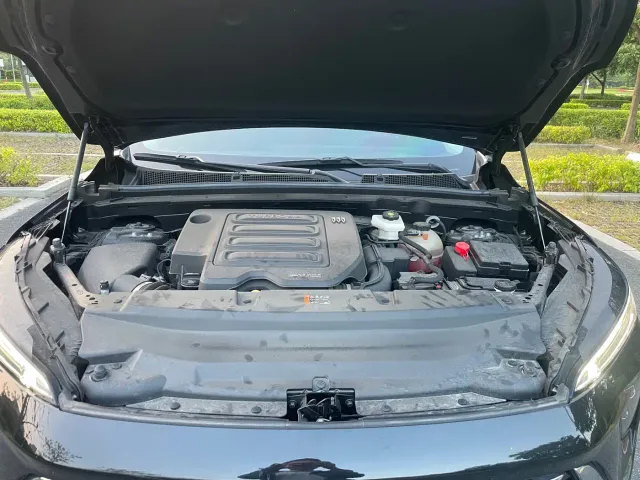 Buick Envision S — Фото автомобиля 11