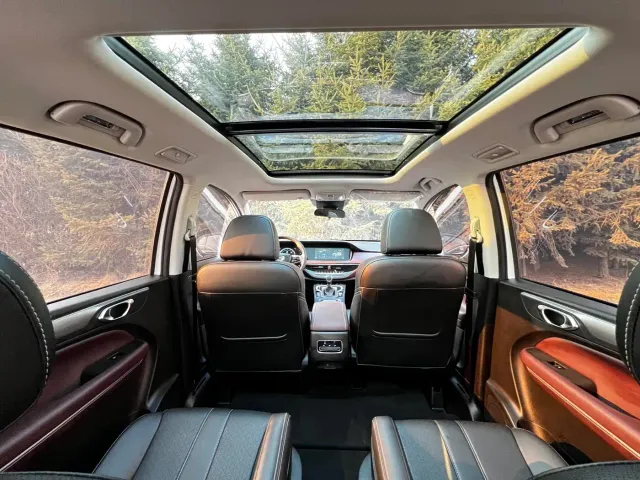 GAC Trumpchi M6 — Фото автомобиля 16