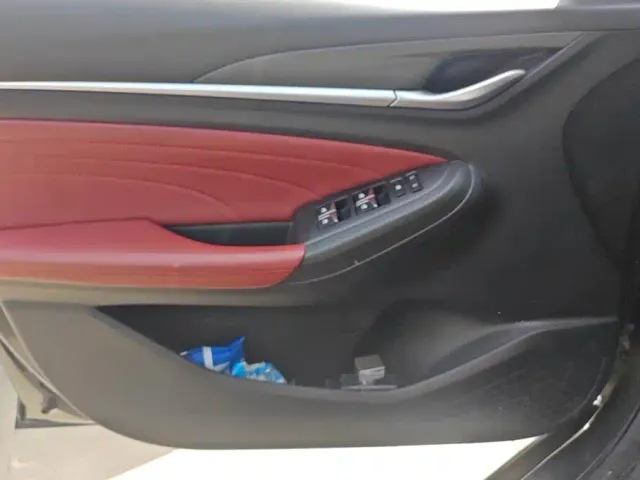 Changan Eado — Фото автомобиля 7