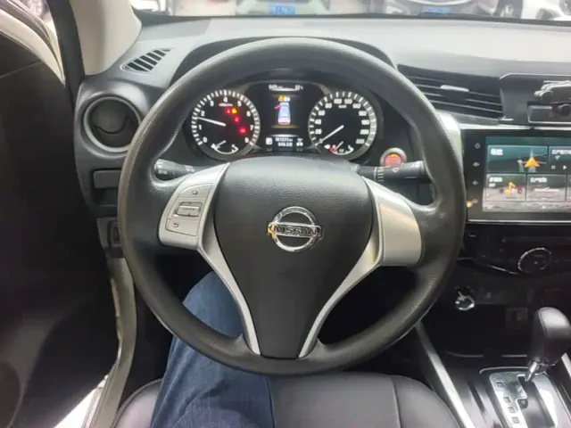 Nissan Terra — Фото автомобиля 10