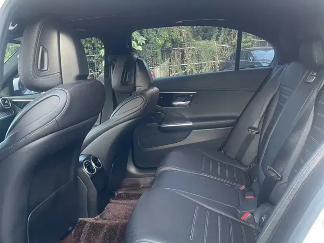 Mercedes-Benz C-Class — Фото автомобиля 5