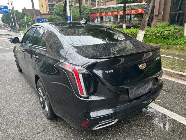 Cadillac CT4 — Фото автомобиля 6