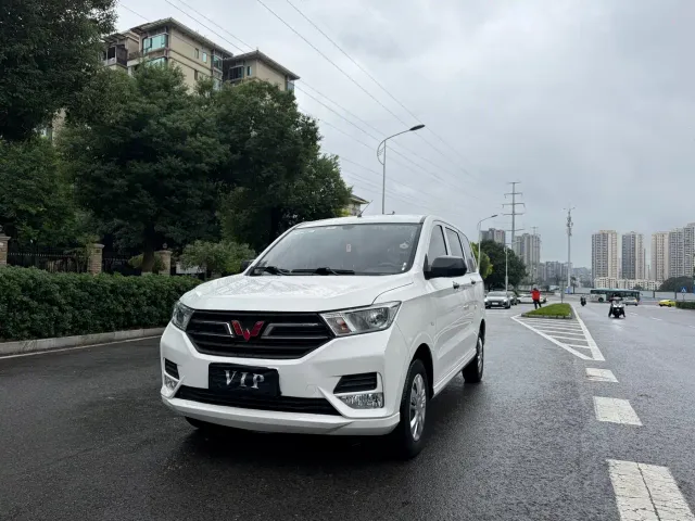 Фотография автомобиля — Wuling Hongguang