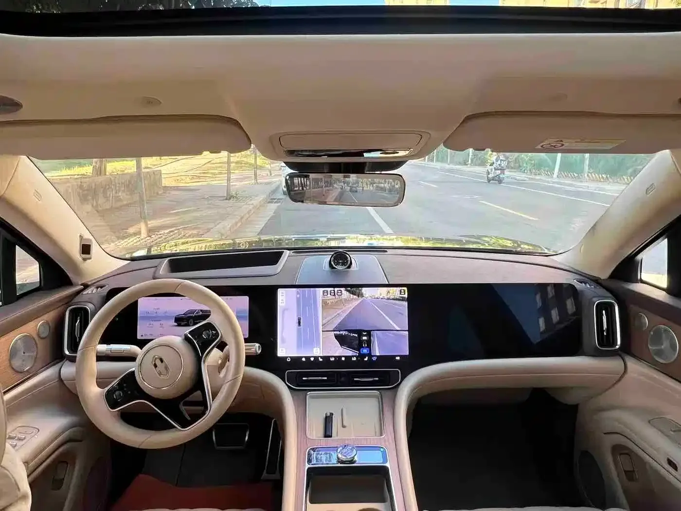 AITO Wenjie AITO M9 2025 Range Extender Max 52kWh 5-Seater — Фото автомобиля 4