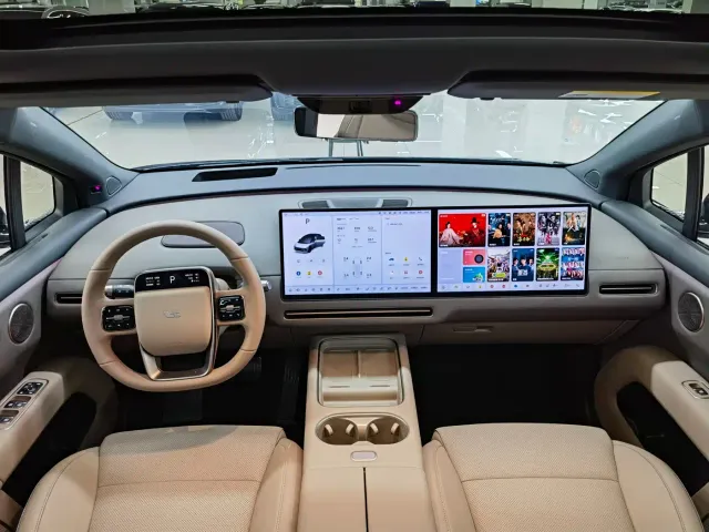 Li Auto i6 — Фото автомобиля 6