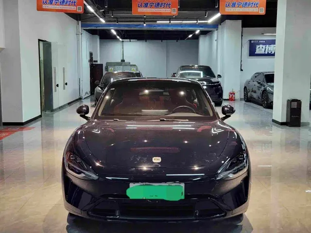 Xiaomi SU7 — Фото автомобиля 2