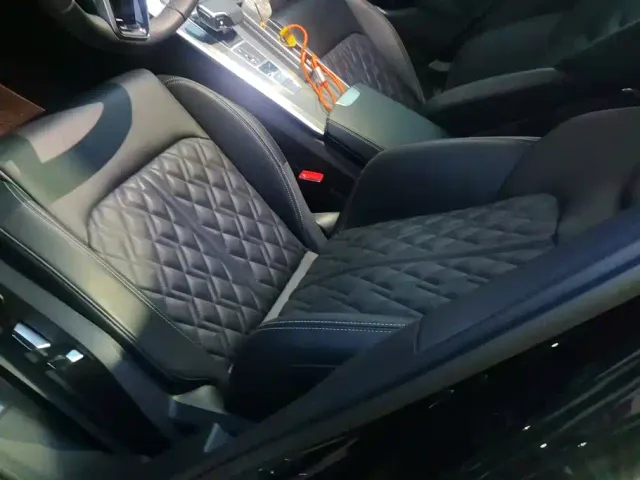 Audi A6L — Фото автомобиля 8