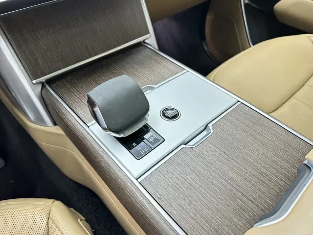 Land Rover Range Rover — Фото автомобиля 19
