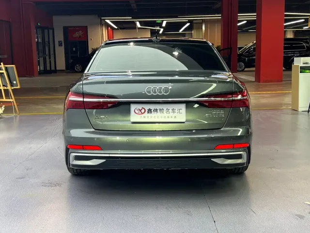 Audi A6L — Фото автомобиля 16