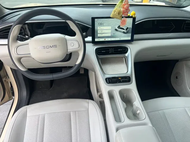 Geely Starry Wish — Фото автомобиля 8