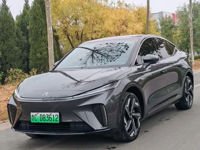 Фотография автомобиля — Roewe Feifan R7