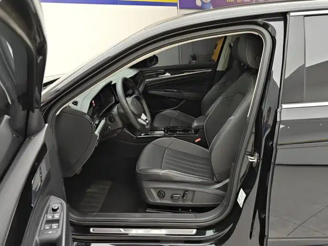Volkswagen Passat — Фото автомобиля 9