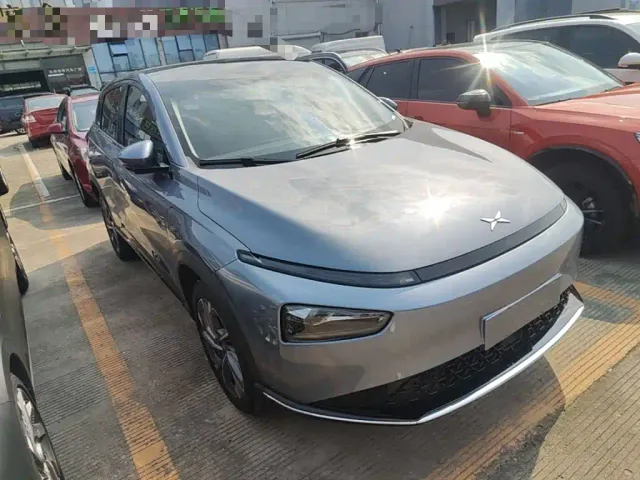 Xpeng G3 — Фото автомобиля 3