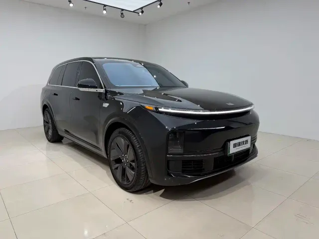 Li Auto L9 — Фото автомобиля 3