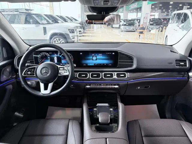 Mercedes-Benz GLE-Class — Фото автомобиля 12