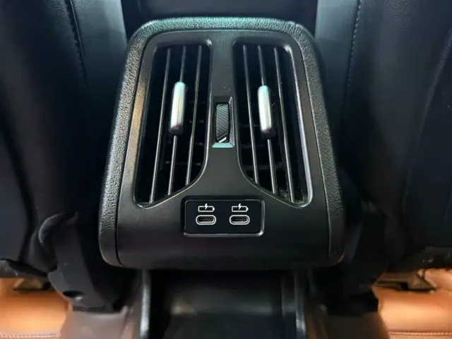 BMW X1 — Фото автомобиля 19