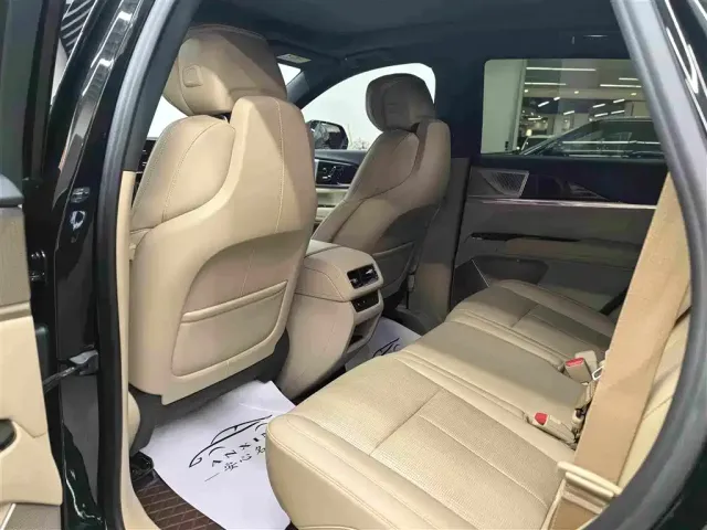 Cadillac XT5 — Фото автомобиля 12