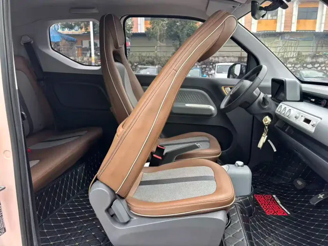 Wuling Hongguang Mini EV — Фото автомобиля 6