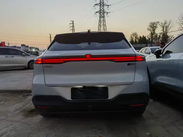 Deepal S05 — Фото автомобиля 7