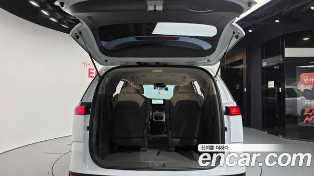 Kia Canival Carnival 4 поколение Бензин 9 мест Prestige — Фото автомобиля 20