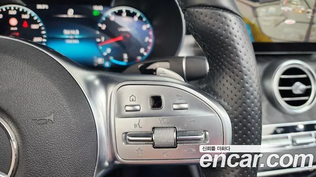 Mercedes-Benz C-Class — Фото автомобиля 17