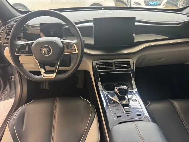 BYD Qin PLUS — Фото автомобиля 9