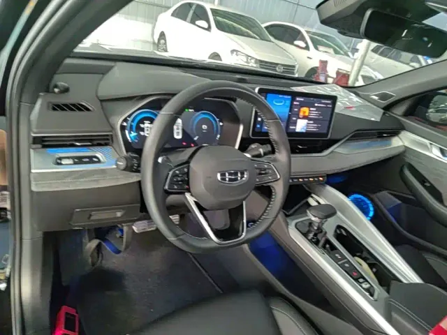 Geely Xingrui — Фото автомобиля 9