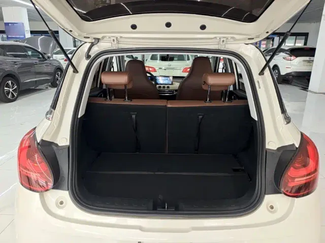 Wuling Bingo — Фото автомобиля 18