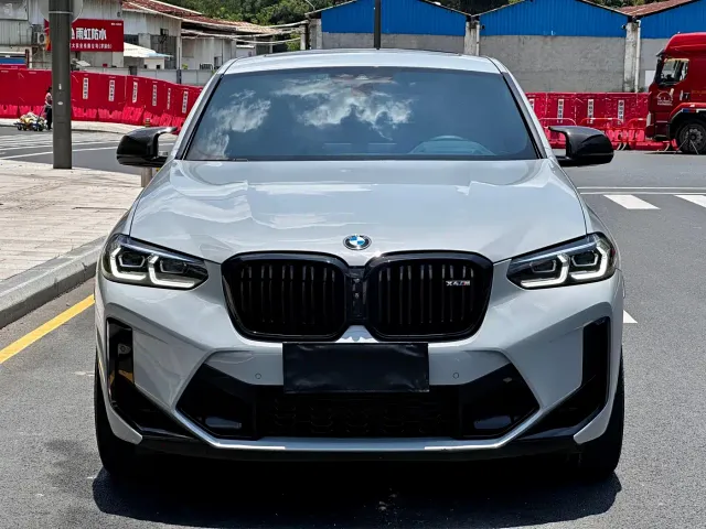 BMW X4 M — Фото автомобиля 2
