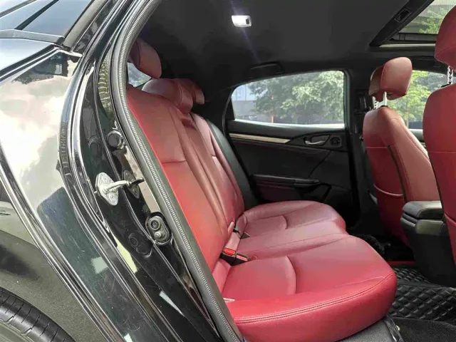 Honda Civic — Фото автомобиля 19