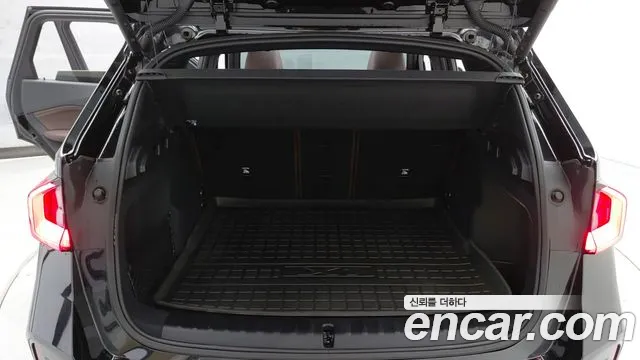 BMW X1 U11 — Фото автомобиля 18