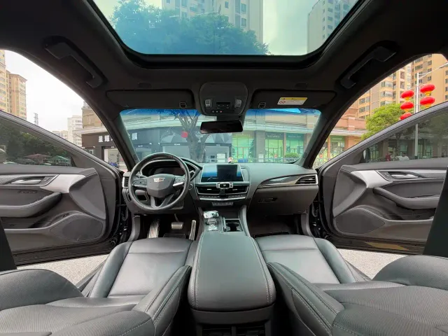 Cadillac CT5 — Фото автомобиля 29