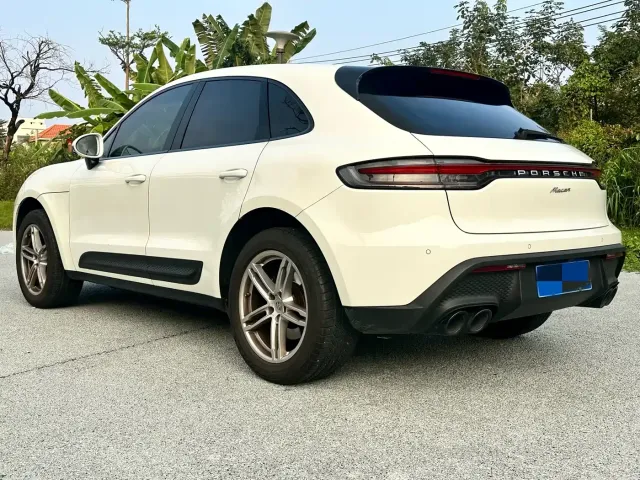 Porsche Macan — Фото автомобиля 6