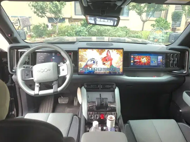 BYD FangChengBao Leopard 5 — Фото автомобиля 12