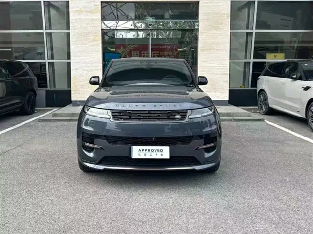 Land Rover Range Rover Sport — Фото автомобиля 2
