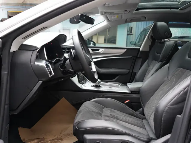 Audi A7L — Фото автомобиля 4