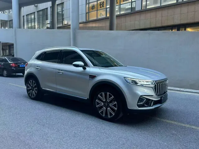 Hongqi HS5 — Фото автомобиля 3