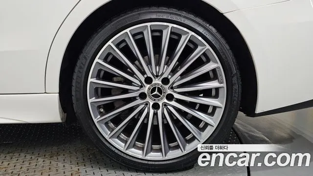 Mercedes-Benz C-Class W206 — Фото автомобиля 21